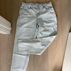 Abercrombie & Fitch - The Tapered Loose Low Rise